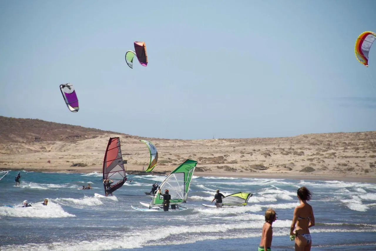 Casa Grande Surf Hostel El Medano