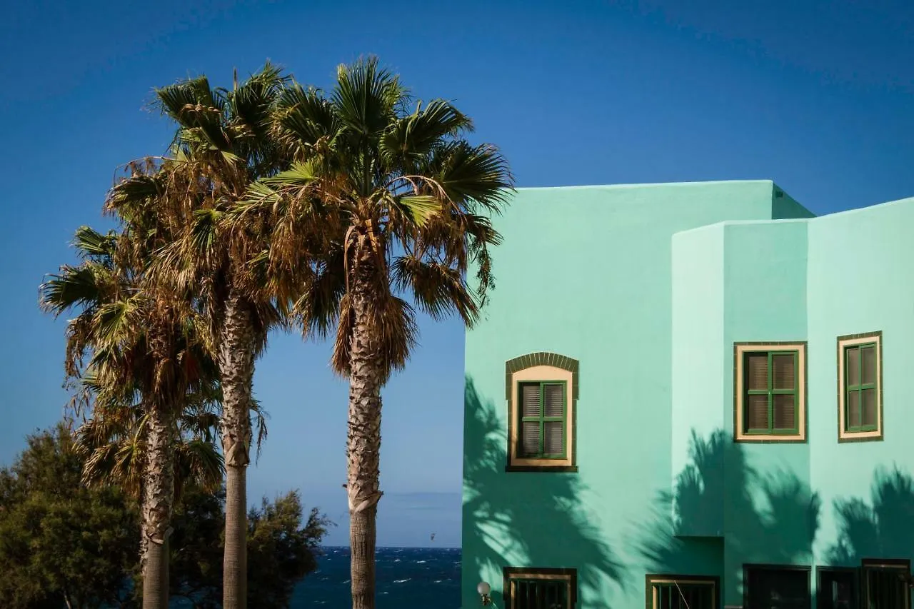 Casa Grande Surf Hostel El Medano   El Medano (Tenerife)